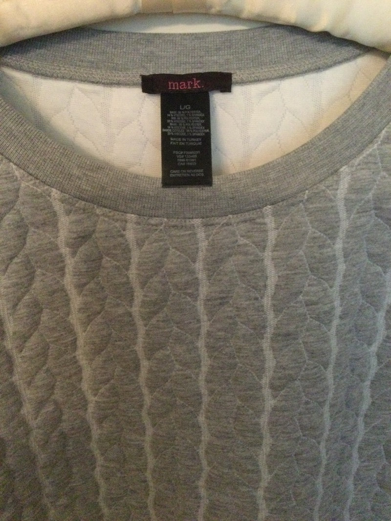 (AE#) Avon Mark Pullover Top Size Large